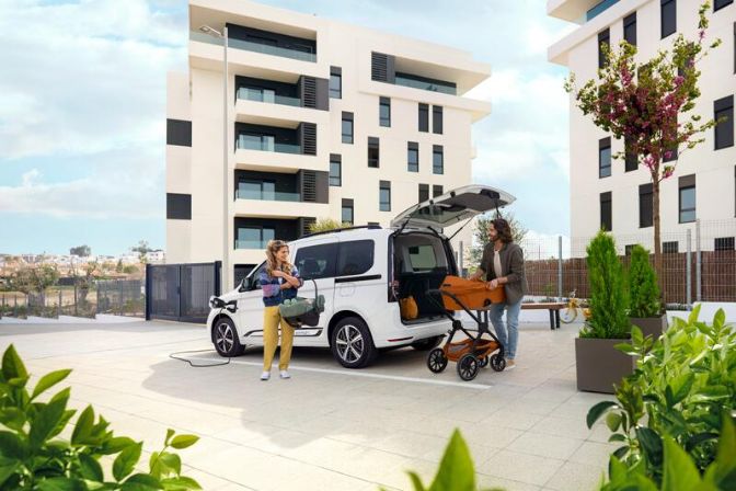Caddy%20eHybrid%20